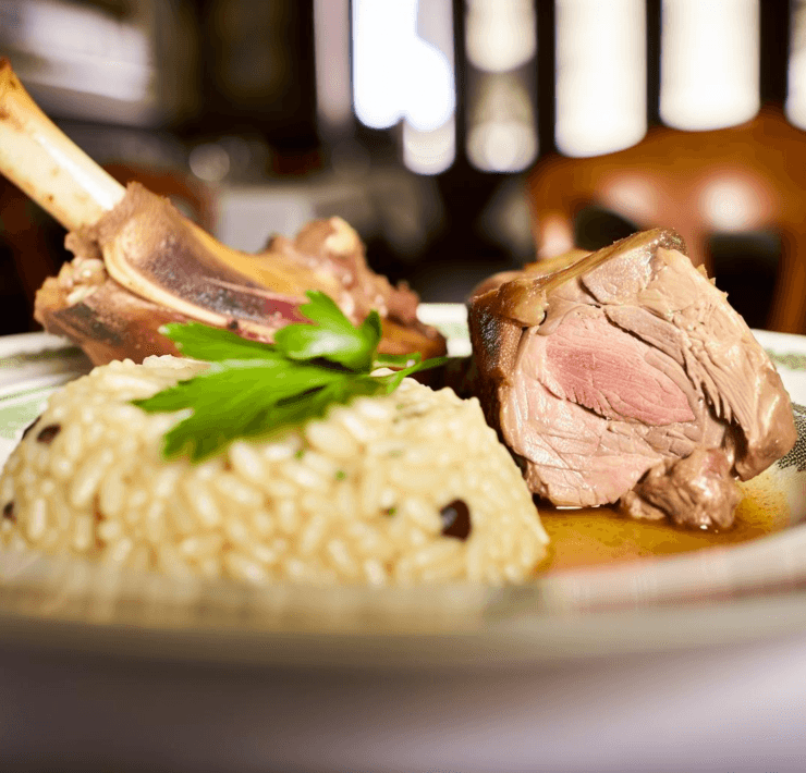 Włoskie Ossobuco: Tradycyjny Przepis z Mediolanu szybkoo.pl